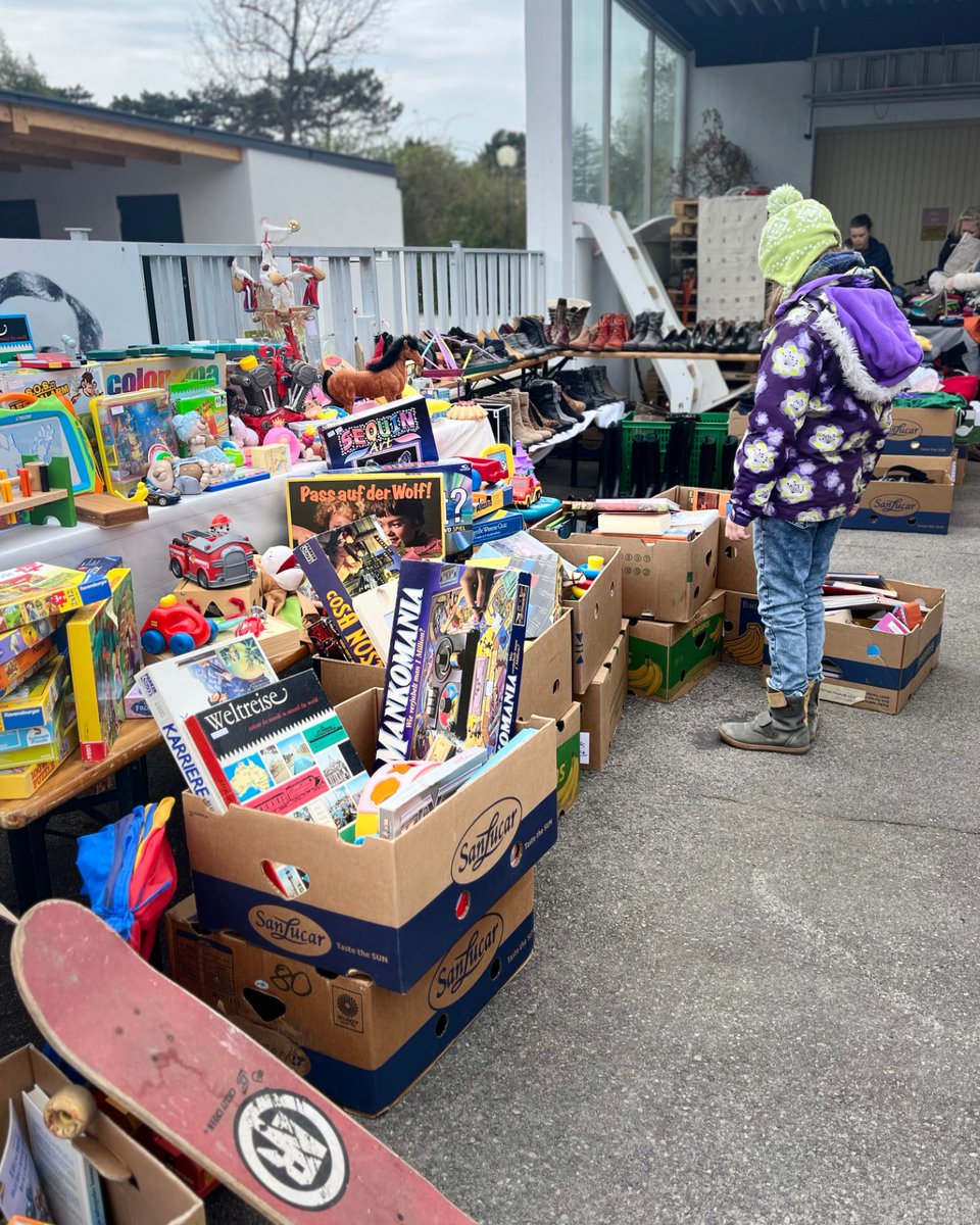 BESUCH DER JUGEND AM HENRY SCHNÄPPCHENTAG 🛍️

Bei unserem monatlichen Schnäppchentag im Hof des Henry Laden Tulln hatten wir großartige Unterstützung von Jugendlichen unserer Jugendgruppe.

#ausliebezummenschen #roteskreuztulln #ehrensache  #gsd #henryladen
