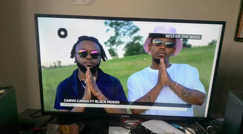 TheSoshangane's tweet photo. @CarvoCardo x @stillpayne Official #HOMEmusicvideo on @ChannelOTV
#ChannelO #MusicVideo #TheReturnOfSoshanganeSkywalkerVol2 https://t.co/PNiTJQHc8u
