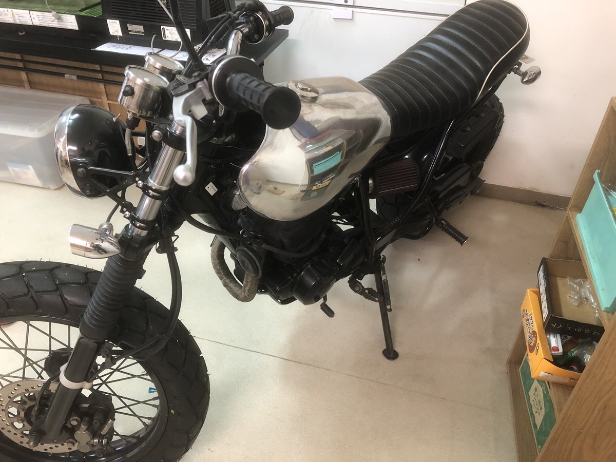 2304_b's tweet photo. 誰かTW買わん？
あんま詳細わからんけど現状渡し２０万で！
値下げは多少聞きます🤔 https://t.co/78E10iNDua
