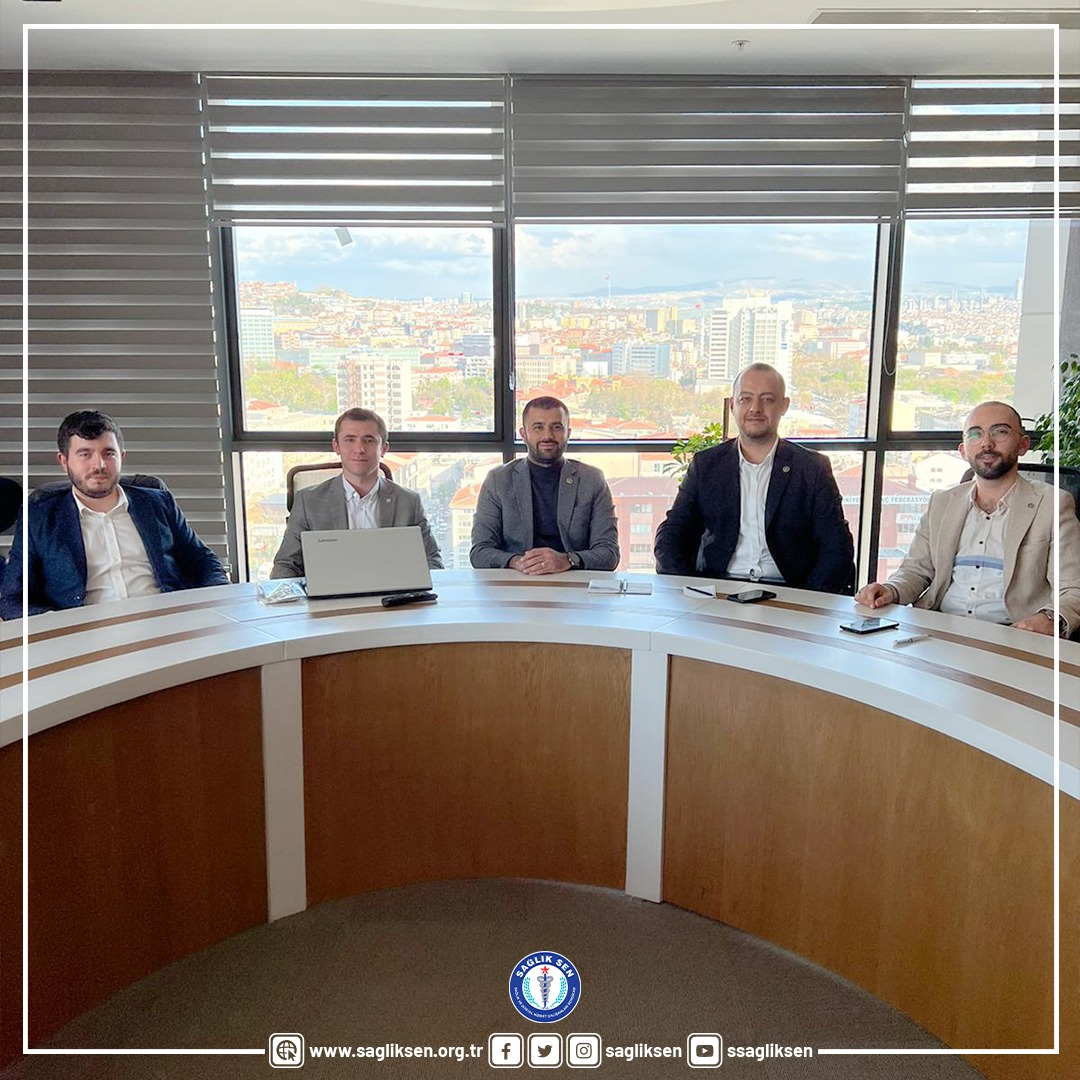 Sağlık-Sen Genel Merkez Gençlik Kolları Yönetim Kurulu; Genel Başkanımız Emrah Göztepe, Genel Başkan Yardımcıları Mehmet Yaşar, Alperen Dinçer, Mehmetcan Türker ve Mustafa Akdaş’ın katılımlarıyla olağan toplantısını gerçekleştirdi.

#gençlerSağlıkSende