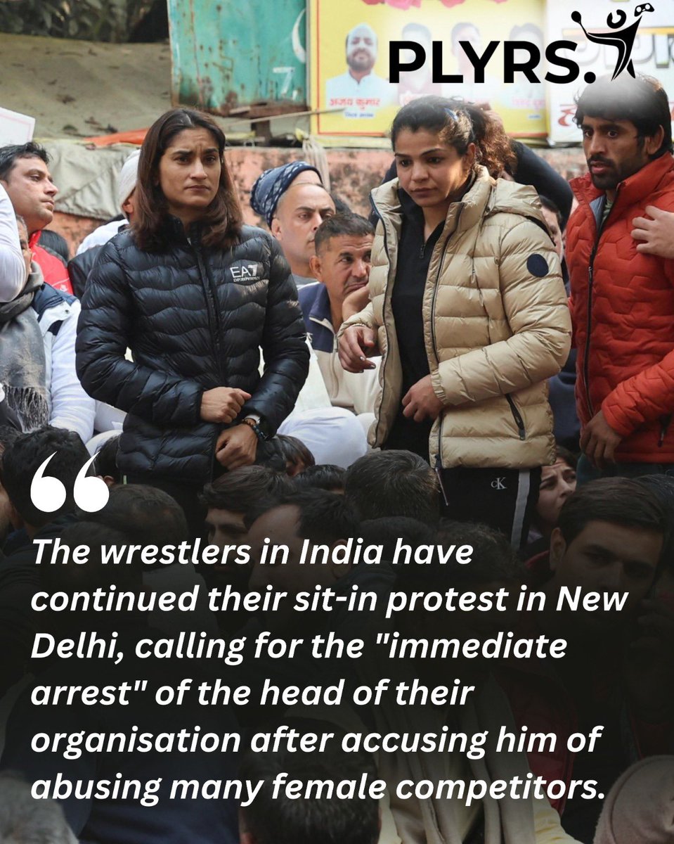 "From podium to footpath".💔
#Wrestler_Vinesh_Phogat #WrestlerProtest #Wrestlers