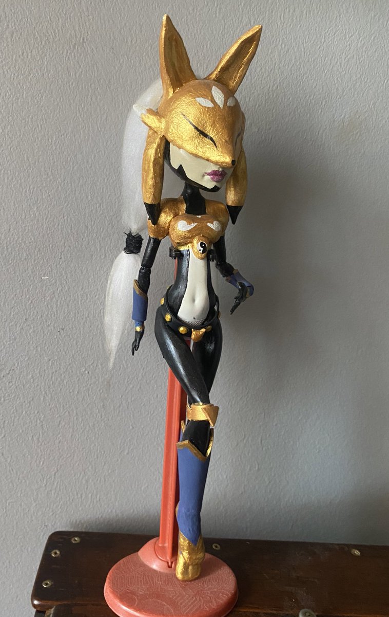 digidolls_es's tweet photo. Sigo tirando de galería para mostraros mis antiguas creaciones ✨ #Sakuyamon 🦊 Me falta tratar de hacerle su cetro, debería retomarlo pronto… 🤔
#digimon #digidolls #digimonadventure #digimonfanart #custom #repaint #デジモン #digimontamers #renamon #digimonart https://t.co/Bh67jvNtAh