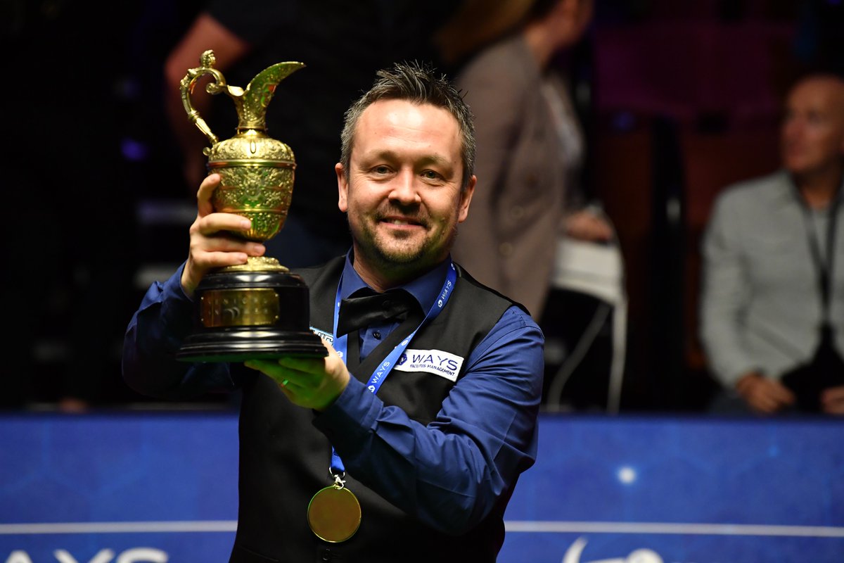 WorldSeniors's tweet photo. not long now till @leewalker147 steps out to begin the defence of his title... https://t.co/laG4Sk3TYa https://t.co/r4KO4Yg2CY