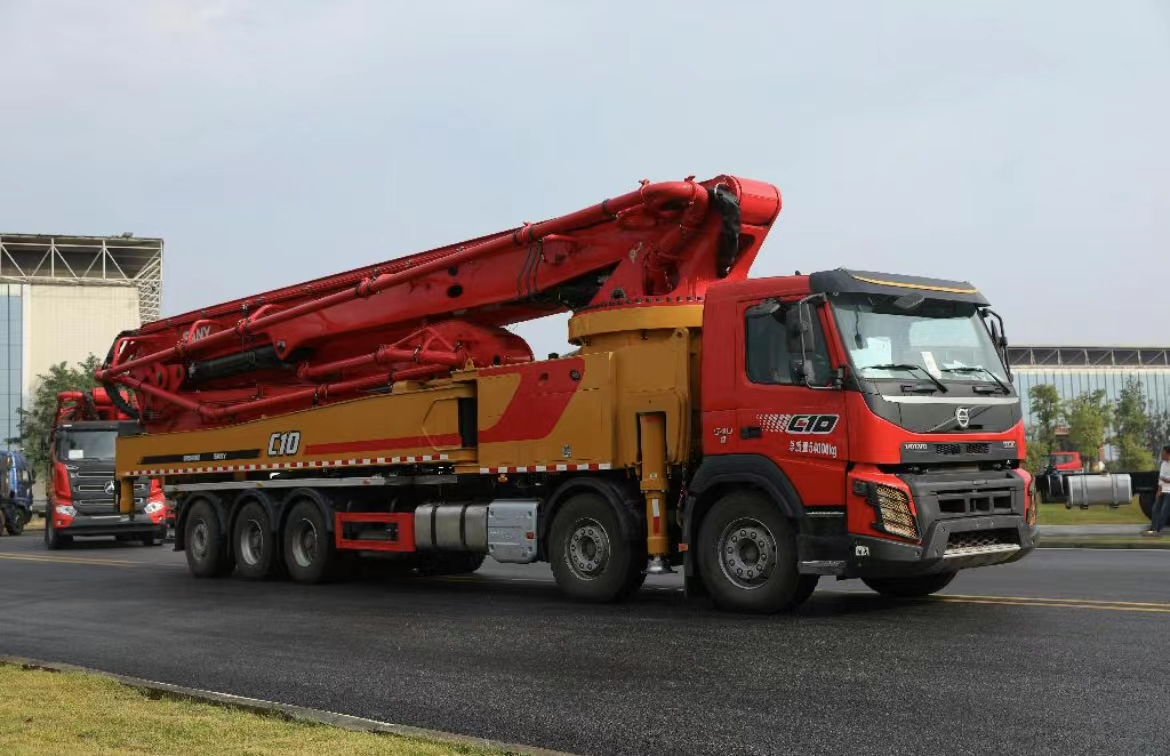 NicoleC24419658's tweet image. 68M Concrete Pump Truck Available
