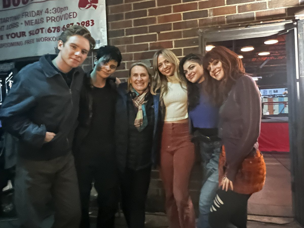 Amazing cast and crew! Fantastic writers and producers - grateful to you all    #GothamKnights #CW <a href="/TheCW_GothamK/">Gotham Knights</a> <a href="/WomenInFilm/">WIF</a>