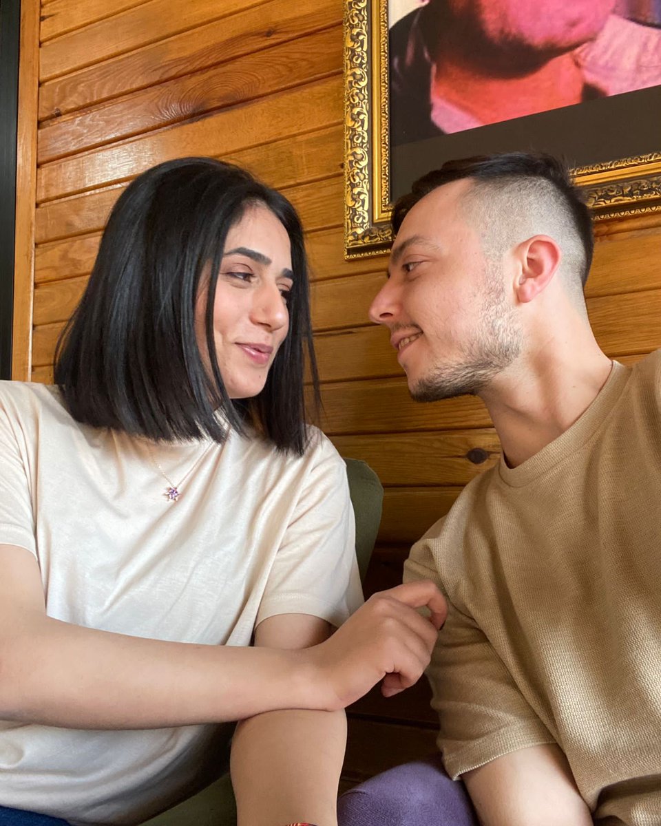 Gözlerin gönlüme en yakın liman.
Bense o limandaki tek adam.