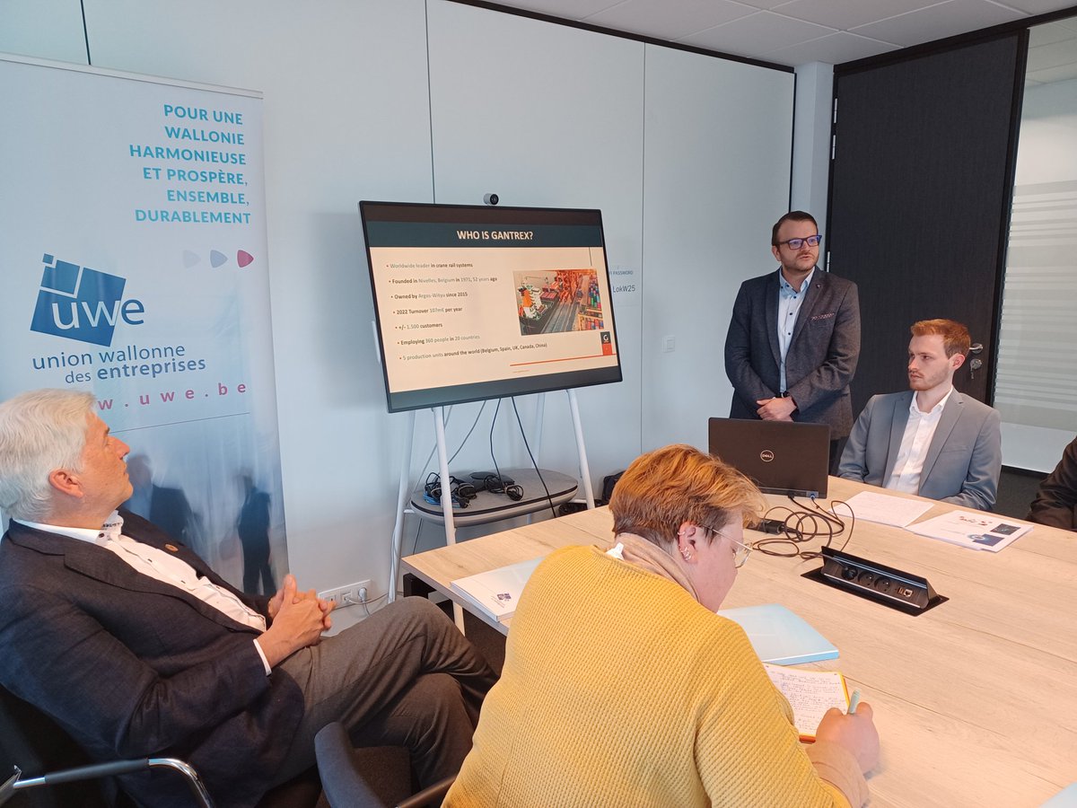 Conférence de presse relative au dernier Point Conjoncturel @UWE_asbl en cours chez <a href="/GantrexGroup/">Gantrex</a> à Nivelles
👉 Intitulé "Une stabilisation, avant une reprise?", les résultats de l'étude seront disponibles en fin de matinée sur uwe.be