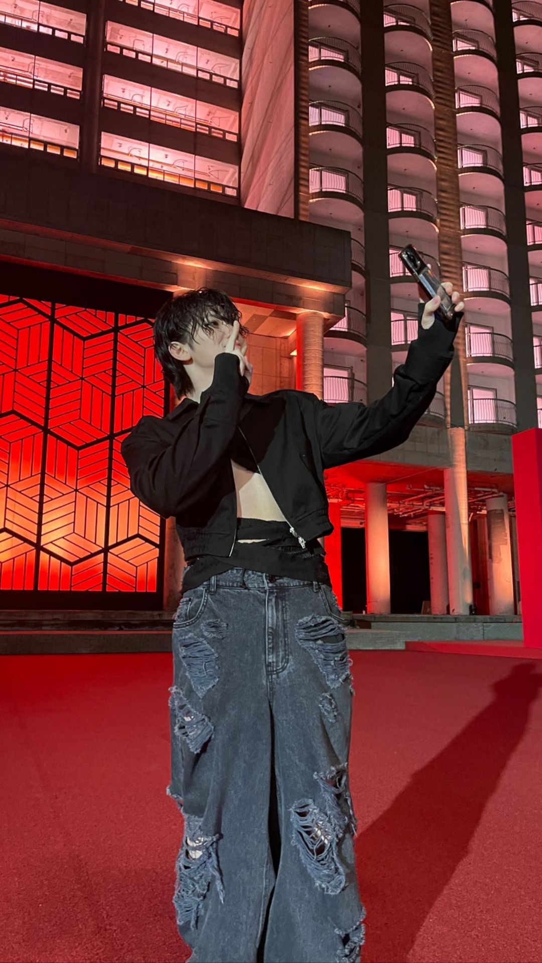 Fun6OX6aAAAXT3s?format=jpg&name=large