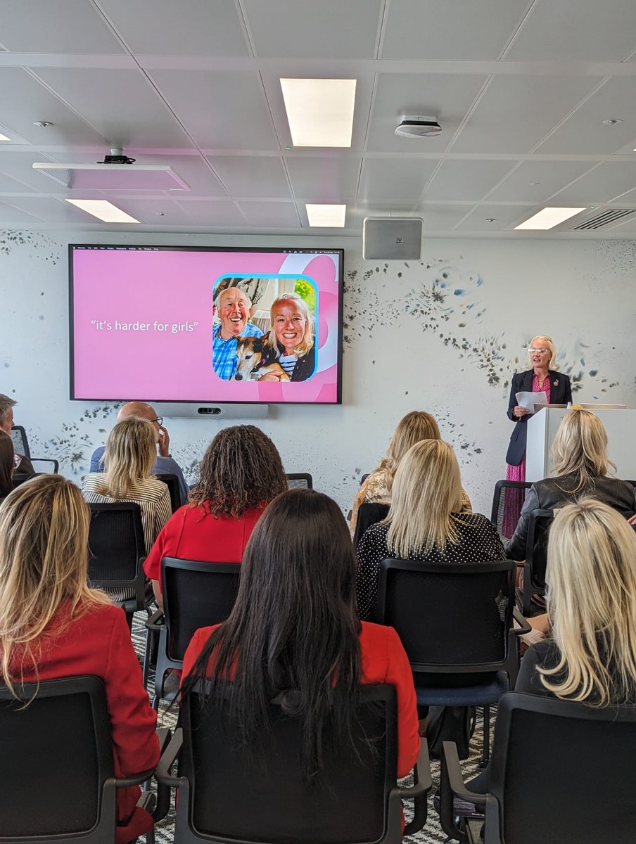 SHe2_Leadership's tweet photo. What a wonderful day! The SHe2 Leadership Seminar followed by the launch of the 2nd edition of Wonder Women's book. Thank you to all those that attended and contributed. You are all superstars ⭐️ https://t.co/EVEtmlHlyK