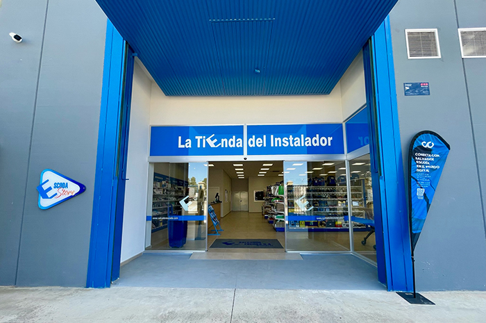 iRehabitae's tweet photo. Salvador Escoda inaugura nueva EscodaStore en Motril (Granada) - https://t.co/FQwdkinyUd @SalvadorEscoda #EscodaStore #instalador #aireacondicionado, #energíasrenovables, #calefacción, #ventilación #refrigeración #gas https://t.co/Fj4EF0aCnV