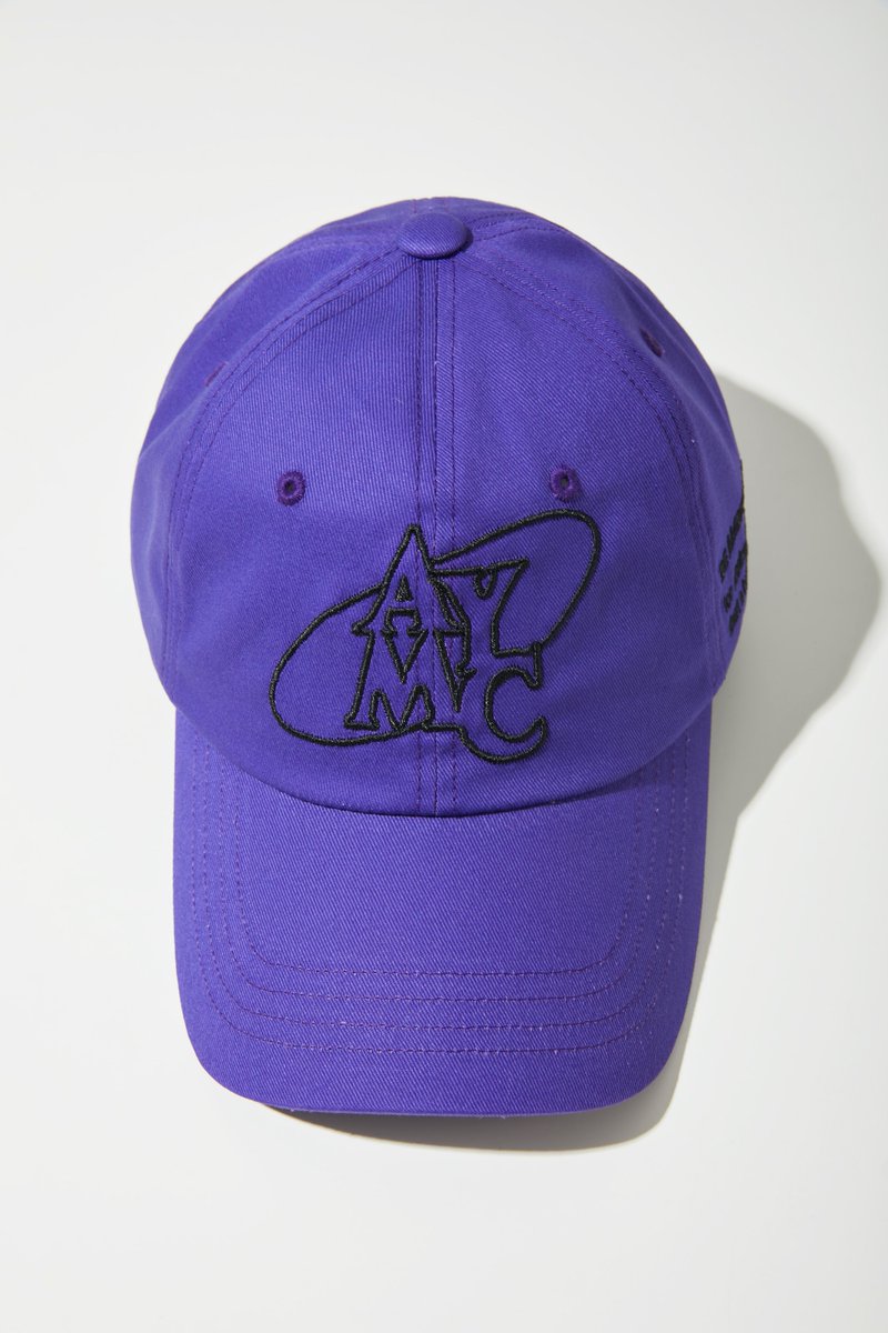 yahhhhmang's tweet photo. #RT #RT이벤트   
AYMC 야망클럽의 첫 볼캡도 함께 소개합니다 ^^ 
⬇️상품링크⬇️
https://t.co/XH0VFR6Rwn

"Focus on Your Ambitions" 
야망을 위해 하루하루가 바쁜 나날
며칠쯤은 머리를 감지 않아도, 얼굴에 피곤한 기색이 가득해도, 깊숙히 눌러 쓸 수 있는 볼캡만 있다면 괜찮지 않을까요. https://t.co/vM1nzU01Ex