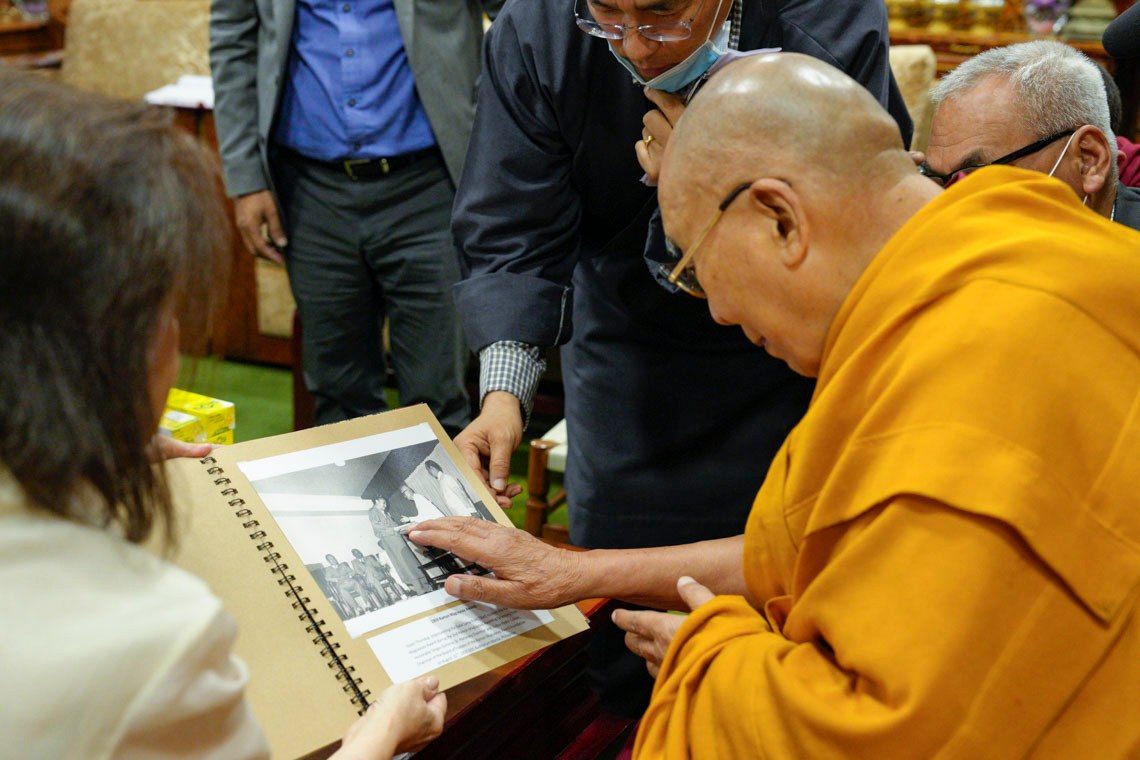 CTA_TibetdotNet's tweet photo. His Holiness the 14th Dalai Lama receives Ramon Magsaysay Award in person after 64 years from the members of the Ramon Magsaysay Award Foundation at his residence in Dharamshala on 26 April 2023. https://t.co/oRC0s9GHV6