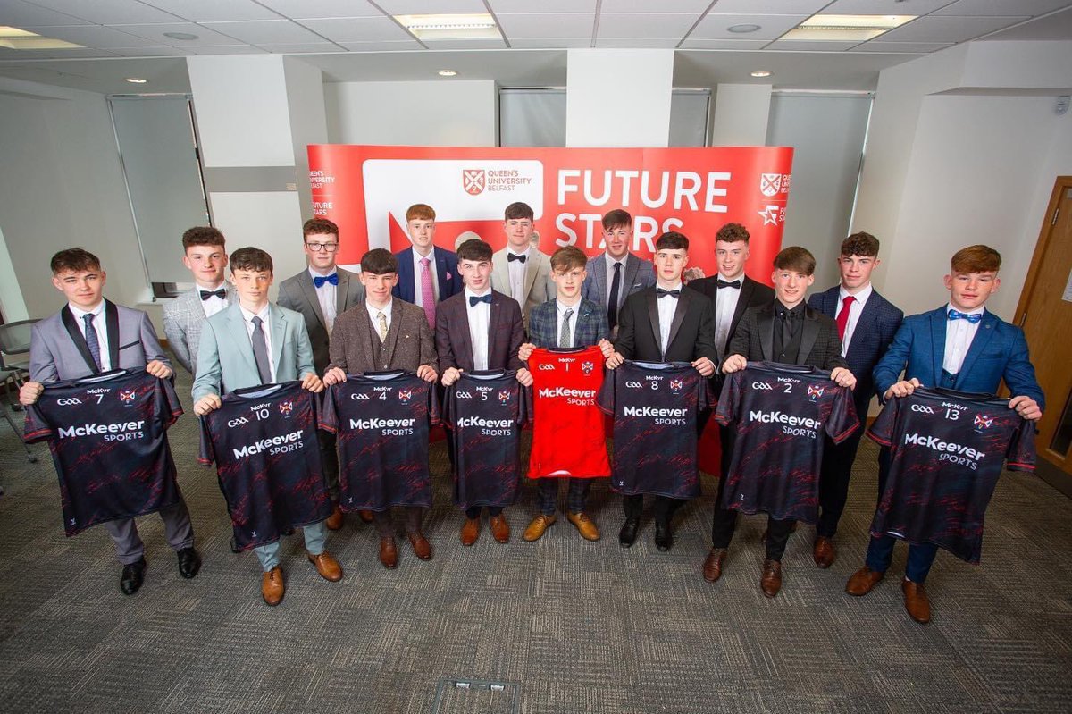 esm27a's tweet photo. A great evening at the Queens Future Stars awards celebrating, football, hockey, rugby &amp; Gaelic games! Thanks for your hospitality @QueensGAA #no4 #Leígh #hurling  @Redhigh1934 https://t.co/oDLN2afylM