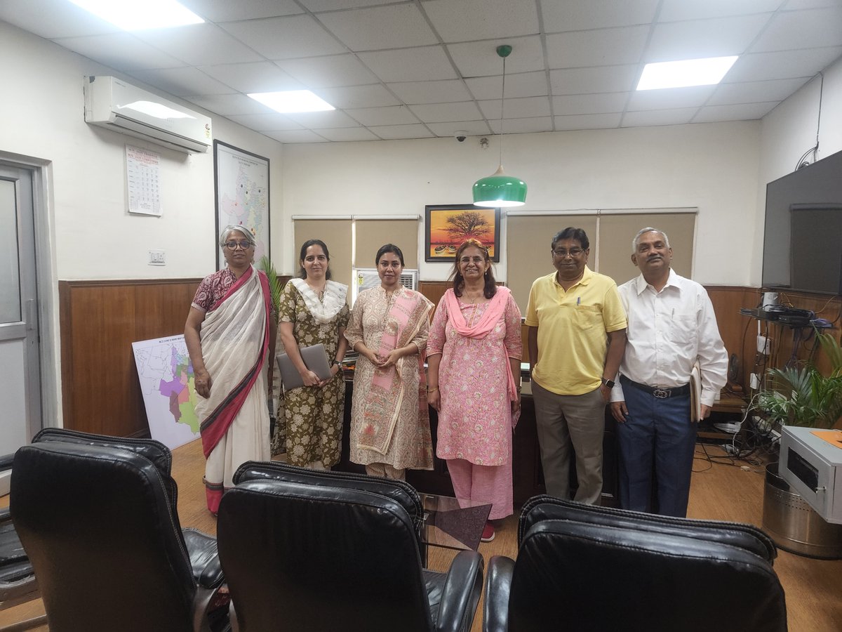 corurban's tweet photo. Corurban has been working closely with a resident welfare association (RWA) in Delhi towards a zero waste neighbourhood.
#communityengagement #stakeholderengagement #project #circulareconomy #sustainability https://t.co/YLFIfRdWAY