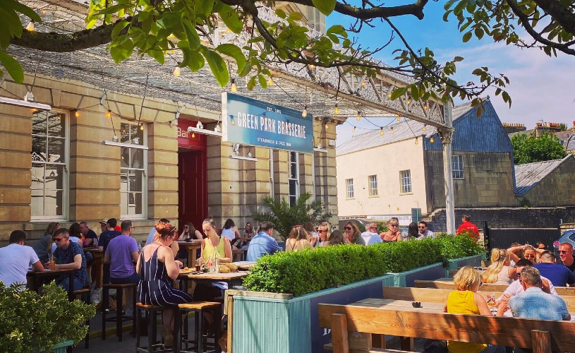 VisitBath's tweet photo. How to spend Coronation weekend in Bath 🎉 
https://t.co/kOwNiMA7a9 https://t.co/cHjZfTjG3k