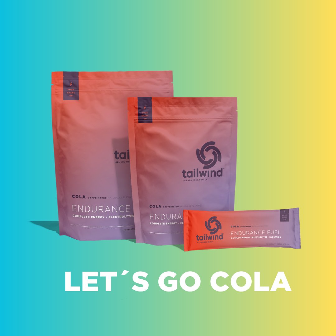 Cola es nuestro guiño al sorbo de refresco sin gas que te salva la vida en un avituallamiento a mitad de tu carrera 🙌
Combinación perfecta:
1 cacito de Cola + 1 cacito de Lemon = 50 gr de Carbohidratos con tan solo media porción de cafeína y un sabor ultra refrescante 🚀🚀🚀