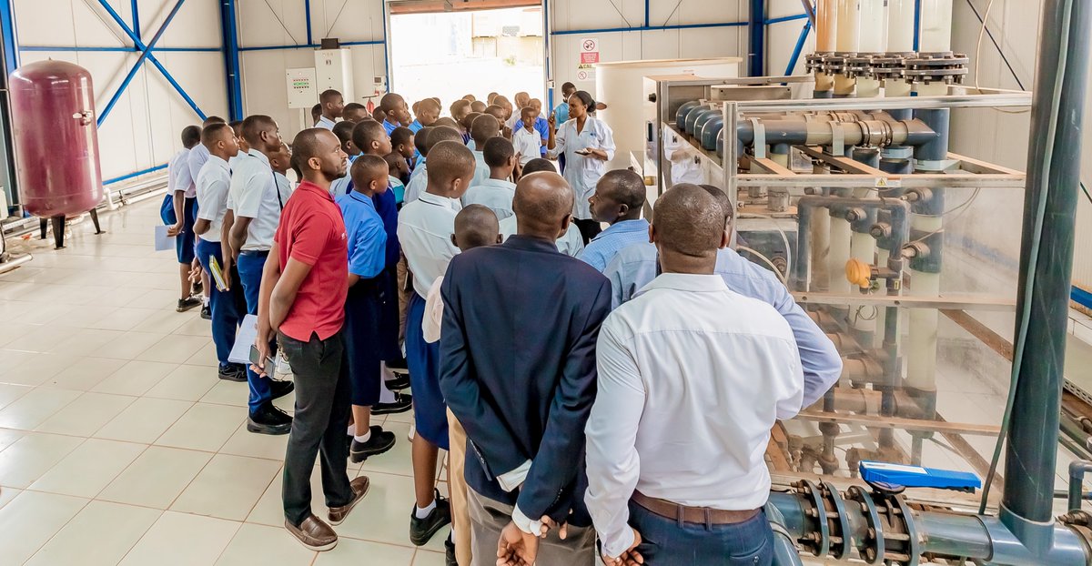 TTP_Rwanda's tweet photo. Over 3000 students &amp; 400 teachers are exploring 60 factories &amp; industries across Rwanda. The industry visits aim to promote the practical application of science and math concepts. Let's inspire the next generation of STEM professionals! #STEMeducation #Rwanda https://t.co/X96ppsRhs2