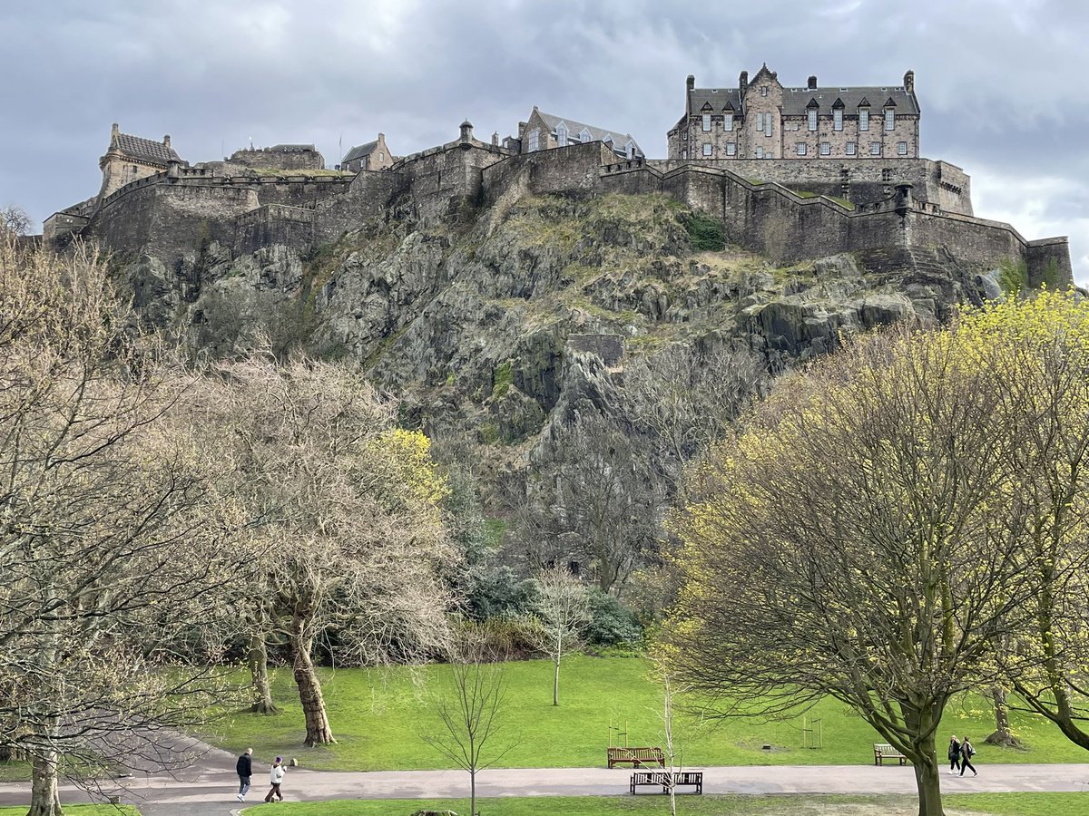BuchholzJoel's tweet photo. My recent participation in the @CISEducation Summit at @Cambridge_Uni was a great opportunity to catch up with remarkable colleagues & dear friends from across the #IntEd community & also to take in the sights of some incredible parts of the UK. #Edinburgh #London #Cambridge https://t.co/vezKd5sIqw