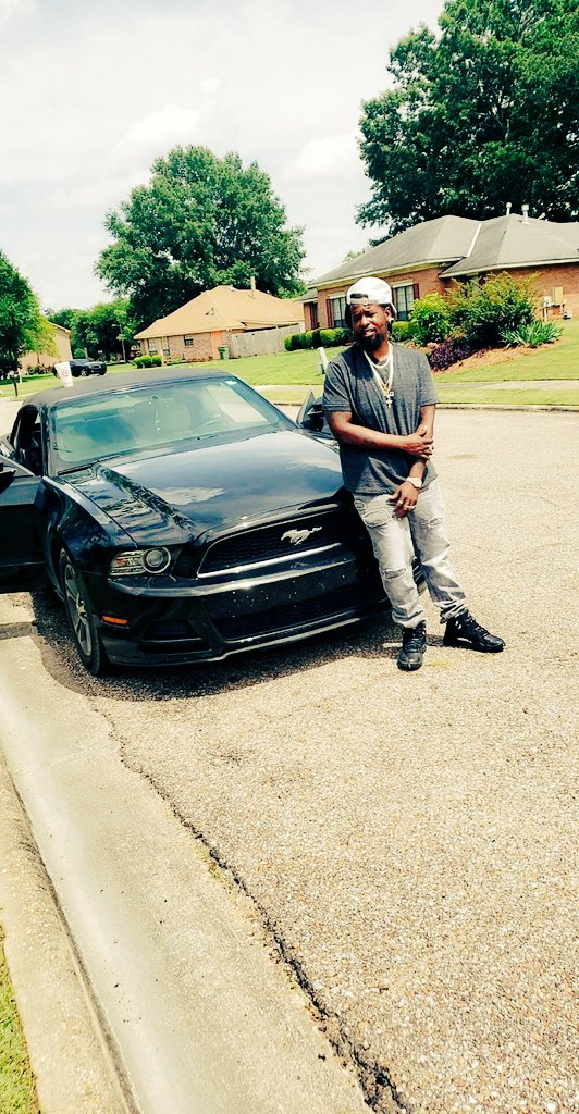 JayStrongCapone's tweet photo. Ik they on the side watching plotting but this check got me spoiled rotten. 4 : 50 #NotAMixtape https://t.co/vIjaGPPNFi β οΈπ₯ https://t.co/0RUhgrbadw