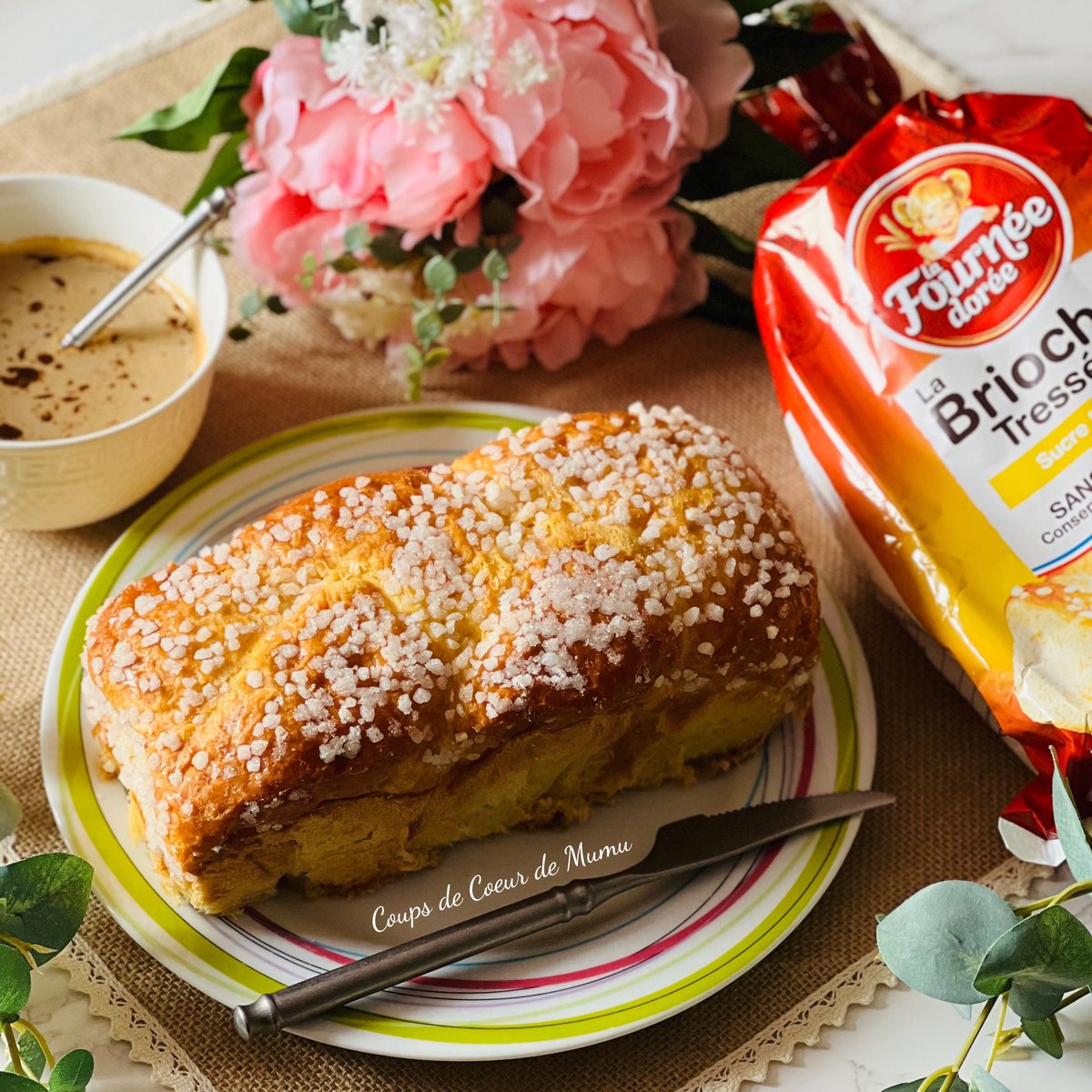 Dans ma dernière <a href="/Degustabox/">Degustabox</a> d’Avril 2023 : Printemps Gourmand, j’ai particulièrement craqué pour cette Brioche Tressée <a href="/LaFourneeDoree/">La Fournée Dorée</a> parsemée de sucre perlé ! ￼😋 La connaissez-vous ? Cette Box Gourmande vous tente-t-elle ? 😍 coupsdecoeurdemumu.com/2023/04/avis-d…