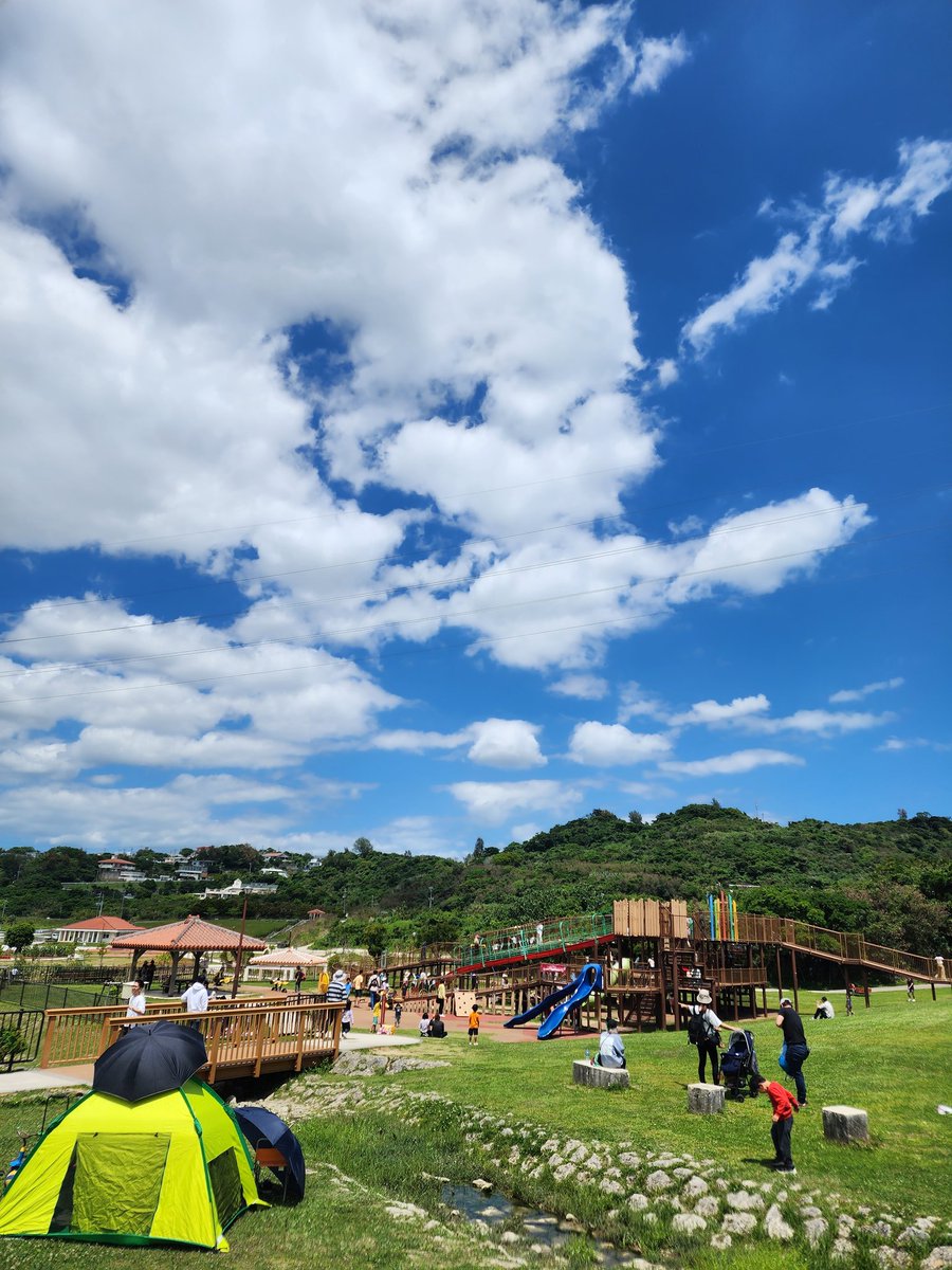 radiodedaycamp's tweet photo. 15時から！ゆんたくしましょうねー
#ラジキャン #fm那覇 https://t.co/T7KOTvigpz