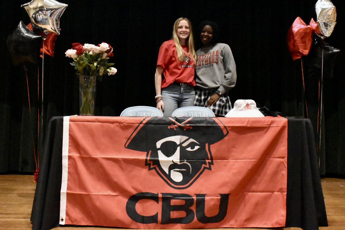 natalie_bryant4's tweet photo. Signing day!  Super excited for the next chapter!  @cbubucswbb @CoachCarmackCBU   @saastarsbball  @CMotteRun @MakyahMalone @johnvarlas https://t.co/MbeXxLHjmx