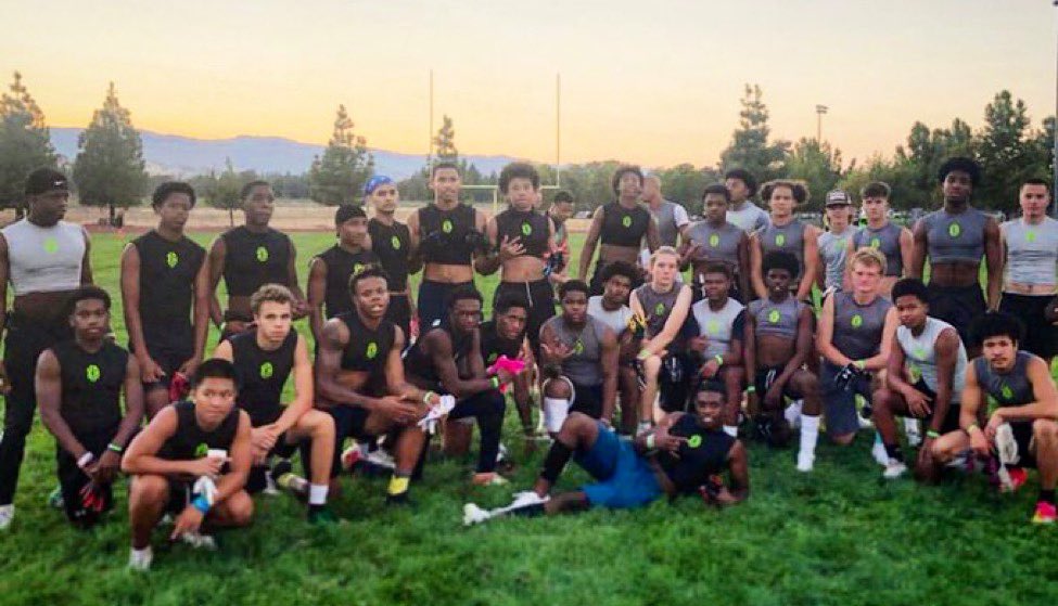 StevieJohnson13's tweet photo. Our business provide business for athletes and entrepreneurs.
From a Spark to RokuTV in a year. #ClubHBHF ⚡️ #ExposureAcademy
https://t.co/MPvP0zkNTR #ThNXTNetwork https://t.co/lMhgemi5Fc