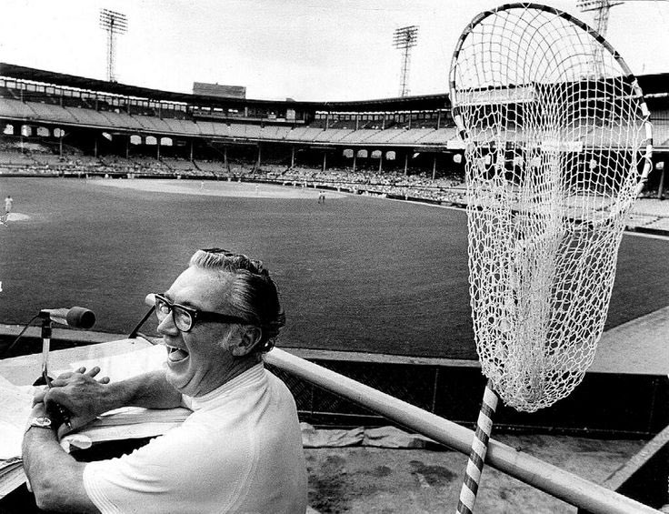 bombitnado's tweet photo. NEEEED to see Chip bring his Harry’s old fishing net to the booth!!! https://t.co/LooVSXHK7H