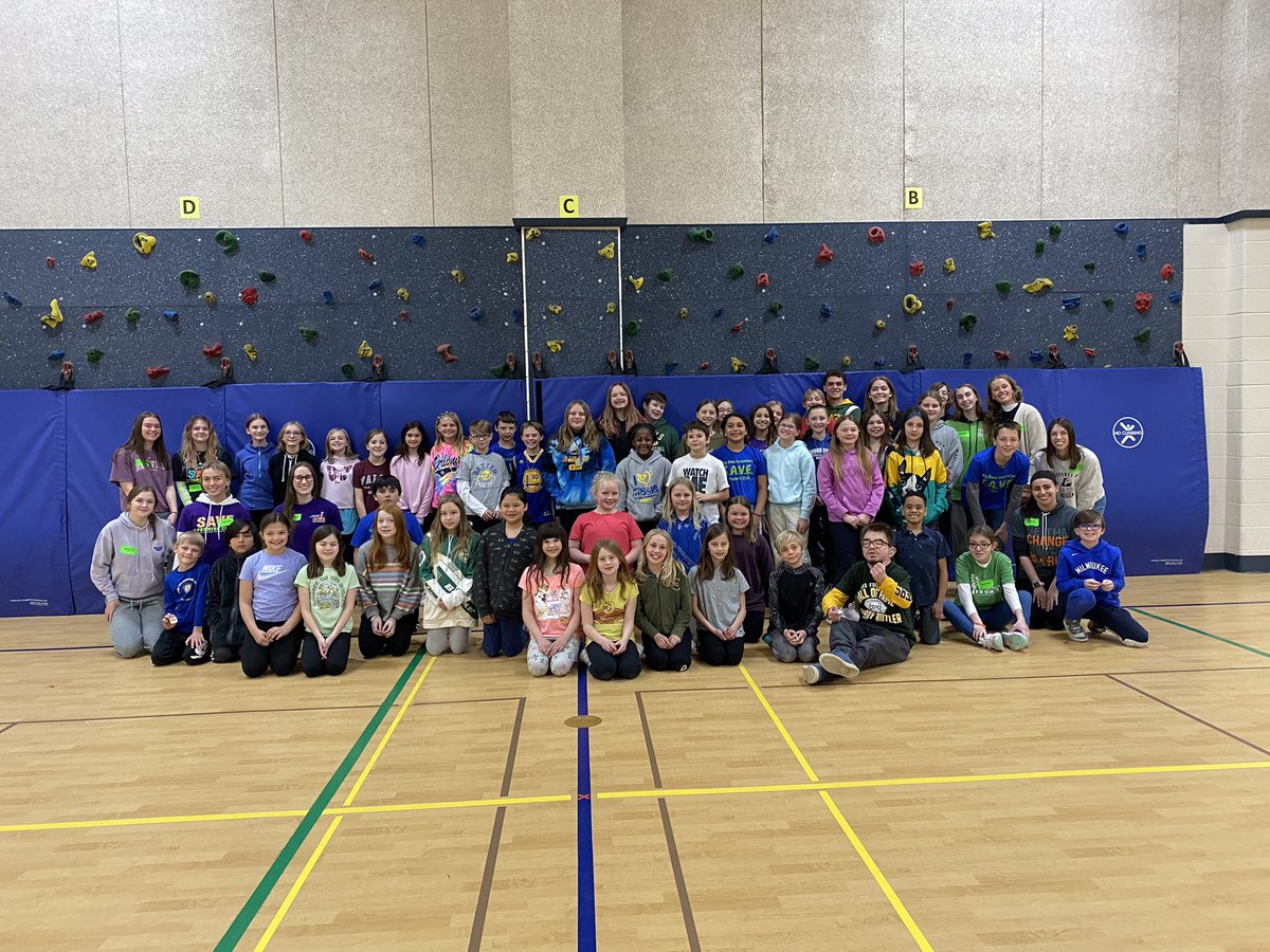 MUKSAVE's tweet photo. Today Mukwonago HS SAVE students visited Big Bend SAVE students! Throughout the fun day memories were made, lessons were taught, connections were made, all while the SAVE promise  was upheld. We hope to inspire the next generation to be kind and make their school a better place. https://t.co/P9R2mu1adD