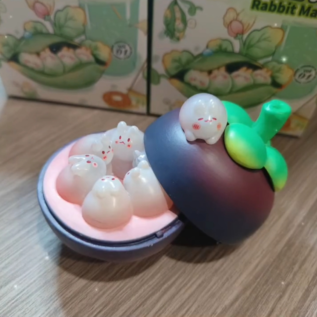 KikaGoods's tweet photo. Fluffy bunny fruit sprites are everywhere in Rabbit Manor. 🥺🥺
.
🌟 Rabbit Is Everything Rabbit Manor Series Blind Box
🧡 Follow us and get the newest toy share daily
.
#kikagoods #figure #figurines #blindbox #blindboxes #rabbit #bunny #lofter https://t.co/m34uSJ5r7l