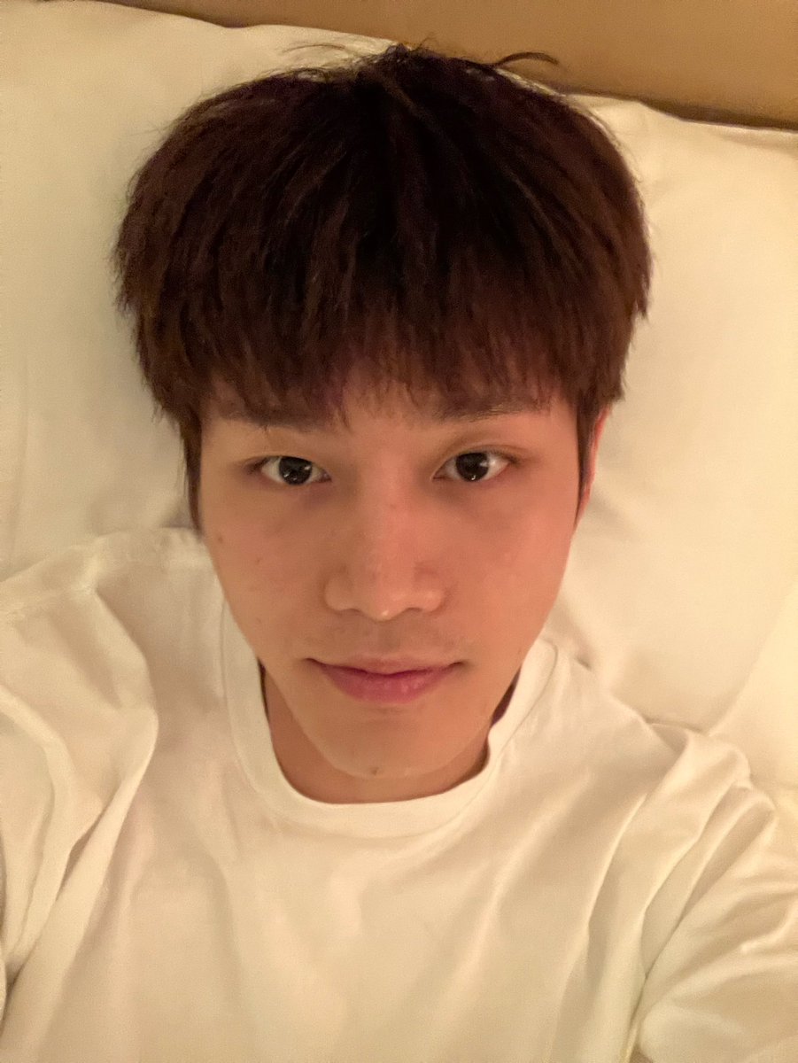 moonidance's tweet photo. barefaced taeil he's so fine with or without make up 💛 https://t.co/yFiuIF7xpL