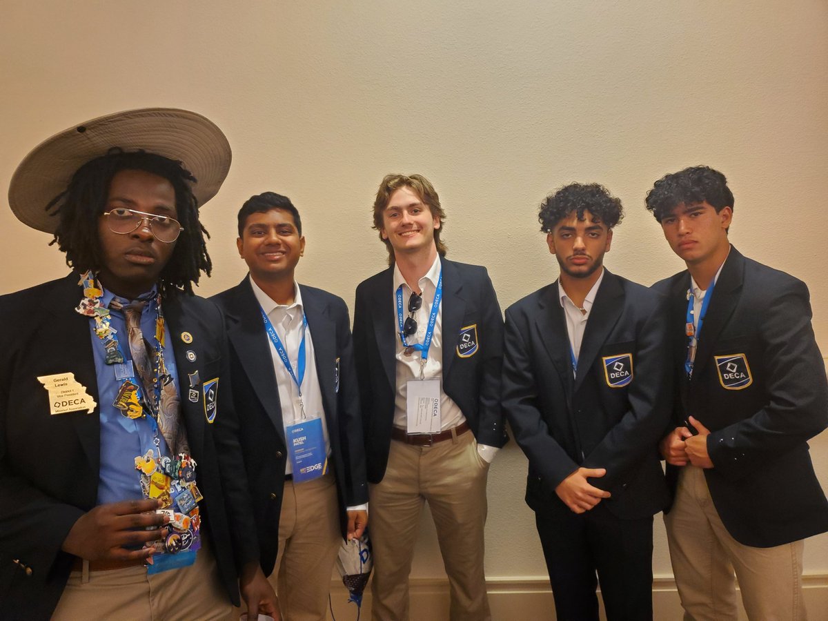 NKCDECA tweet media