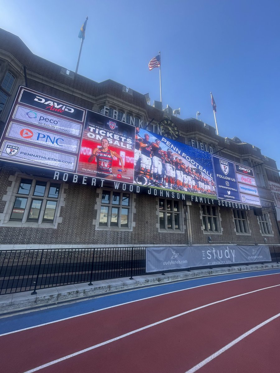 Theo Thompson tweet media