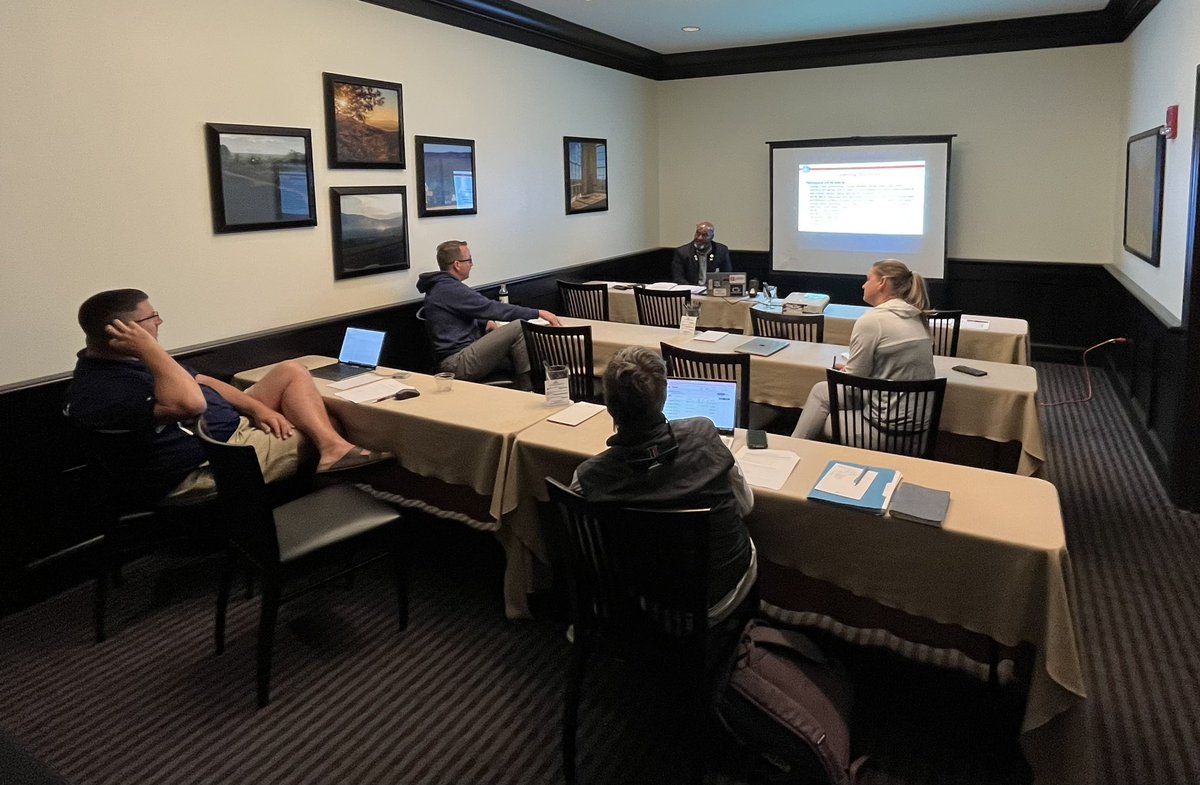 Hello_Newman00's tweet photo. #VACONF23 finally started today with our first @NIAAA9100 #LTCs offerings.  These #AthleticAdministrators took the #LevelUpVA challenge and choose to better themselves and communities!  #BTTY #Seek #Grow #Be https://t.co/eu1SgEdftE