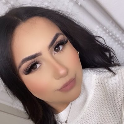 celenesanchezzz's tweet photo. #NewProfilePic https://t.co/TMfT59vzSS