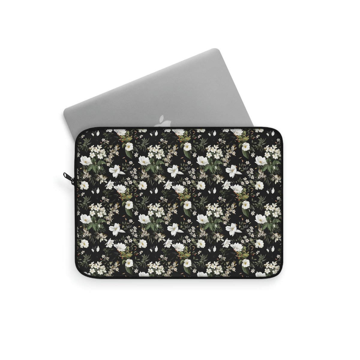 LuminixStudio's tweet photo. New black and white vintage floral Laptop Sleeve NOW on our #Etsy shop! Shop now at #luminixstudio for a stylish way to protect your tech gear. https://t.co/uRrauvFi05 https://t.co/jvxSgIiiKq