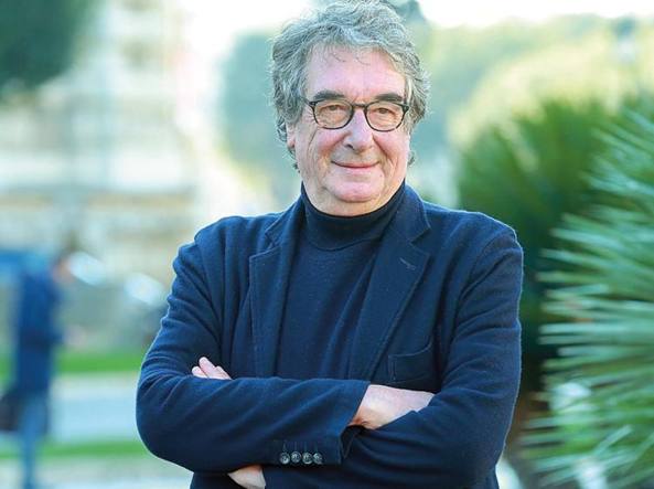 Rc95_inv's tweet photo. #NatiOggi
#NeriParenti
#26aprile 1950
#BOTD
“Uno dei problemi del cinema italiano è l’eccessiva produzione di commedie, per cui gli attori sono quasi tutti formati su questa tipologia.”
Neri Parenti,
regista. https://t.co/lC72TfJjOt