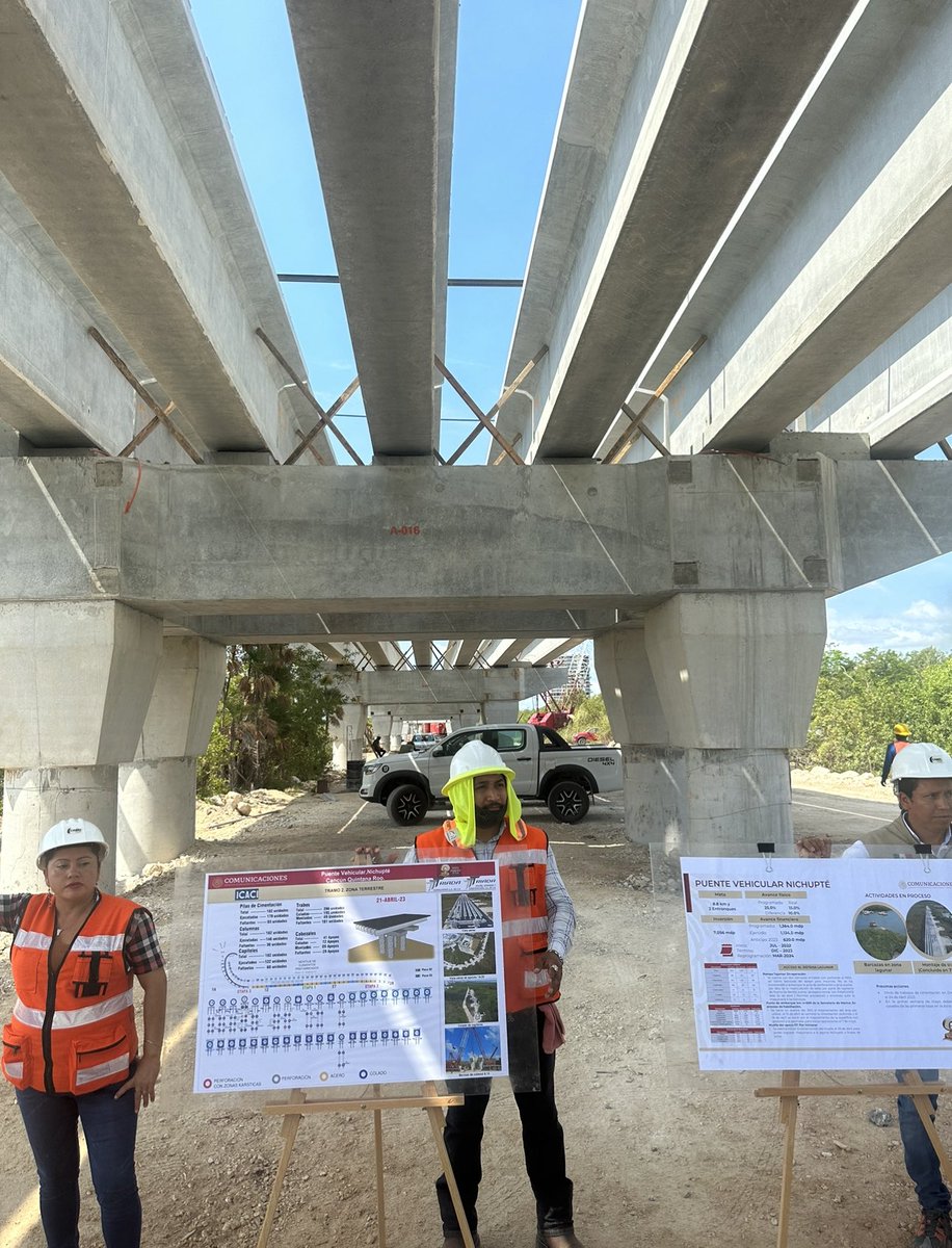 SalvaFdezAyala's tweet photo. La @SCT_mx fortalece conectividad y la mejora vial con obras de infraestructura en #Cancun destacando la construcción  del Puente Nichupté de 8.8 km sobre laguna del mismo nombre. #ConstruirEngrandece 👷‍♂️ https://t.co/k47ykUdYz0