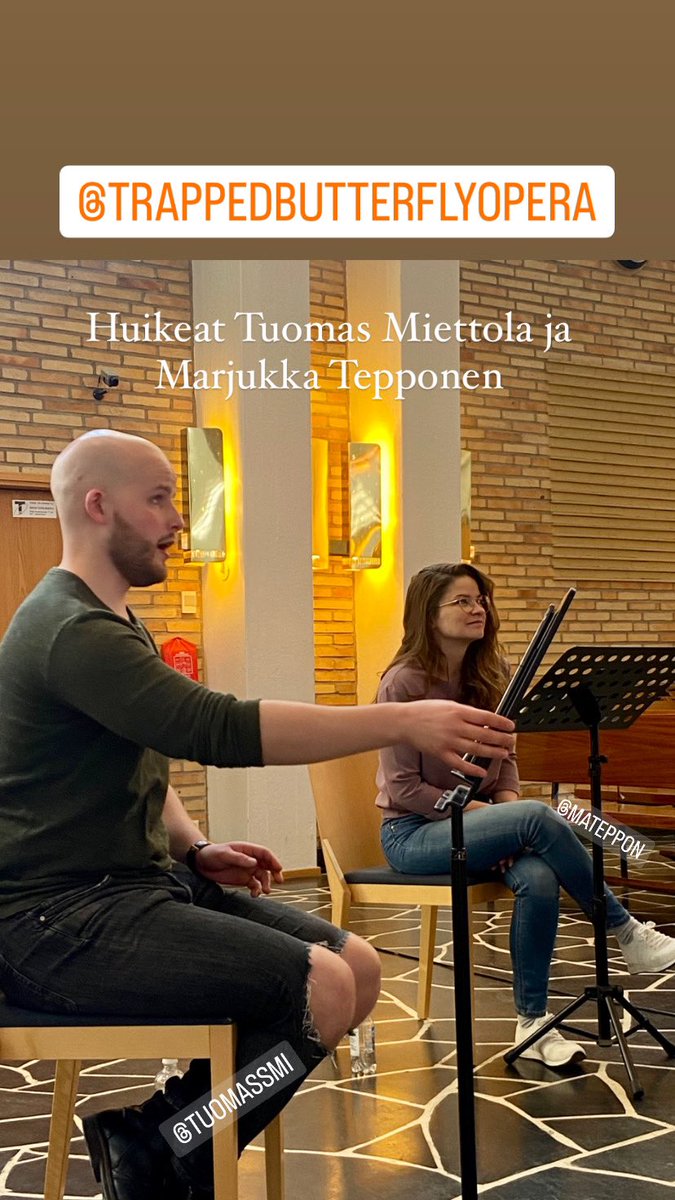 RaumaFestivo's tweet photo. Trapped Butterfly -kamarioopperaa päästiin jo tuttiharjoittelemaan! Lämmin kiitos kapulle @tdjupsjo - huikeaa nähdä ja kuulla miten pitkä prosessi herää eloon 🦋 Huipennus Raumalla 4.8. 👉 https://t.co/5DELjpYqOZ #trappedbutterfly @saveltajat @musicfinland @Kamusquartet @raumafi https://t.co/dIXHvfYIqu