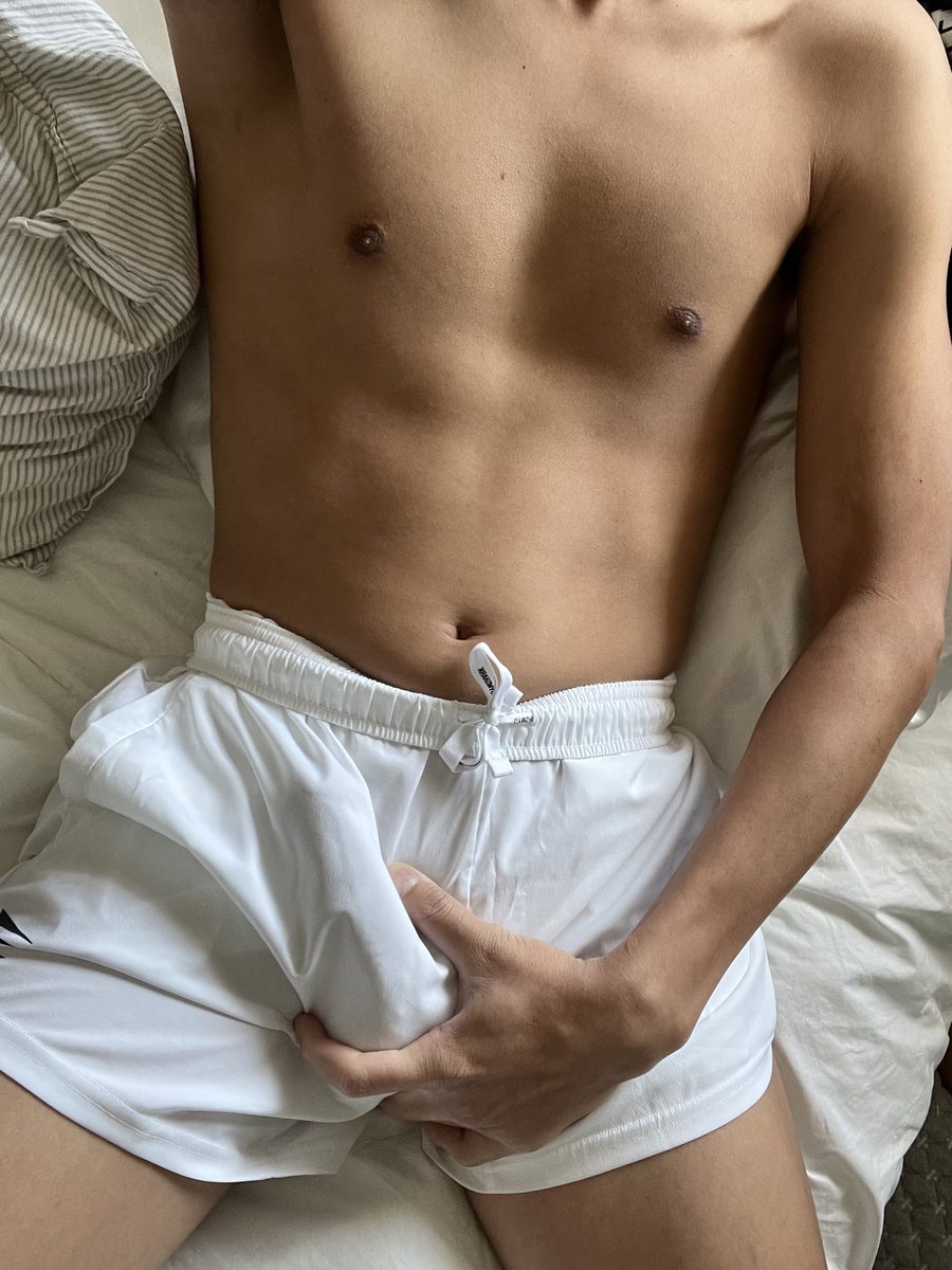 urasianbabykai's tweet photo. retweet &amp; dm me if you wanna jerk off with me 🙊 https://t.co/OfFwPVscMp