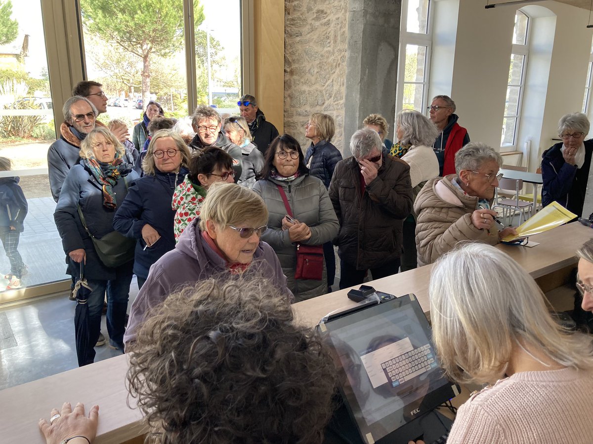 benoitdanard's tweet photo. Excellente première semaine pour le nouveau cinéma de #pornichet https://t.co/FcLHSL75KC qui avec plus de 1 500 entrées devient le premier mono Ecran de la région Pays de Loire. Effet de curiosité, météo favorable, et bonne programmation. Félicitations aux bénévoles  ! https://t.co/lII2Cfbhot