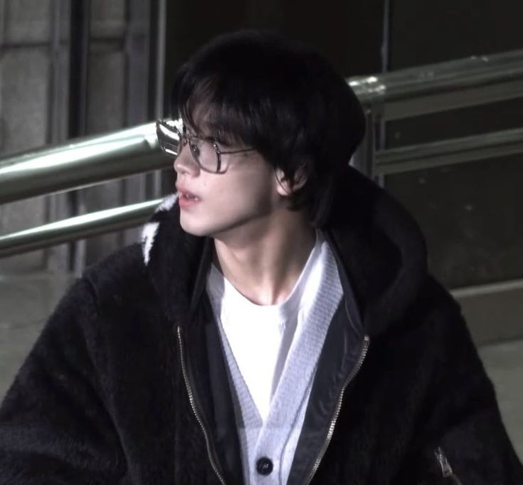seishiroeL's tweet photo. ; haikal 'saddnes'

— onetweet alternatif universe ‘AU’
     Lee Haechan https://t.co/OpKiDeiFOV