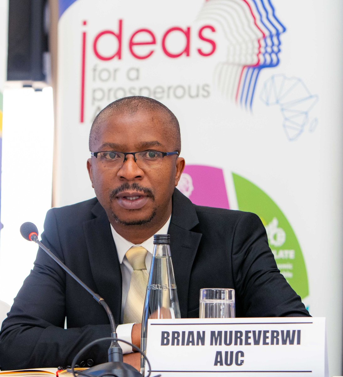 ATPC2's tweet photo. “Informal cross border trade is prevalent in Africa 🌍, and hence the need to capture the structure, pattern and gender dimensions in order to accurately monitor intra-African trade and fully support the implementation of the #AfCFTA” says @MureverwiBrian  of @AU_ETTIM. https://t.co/7mhqmhy2TP