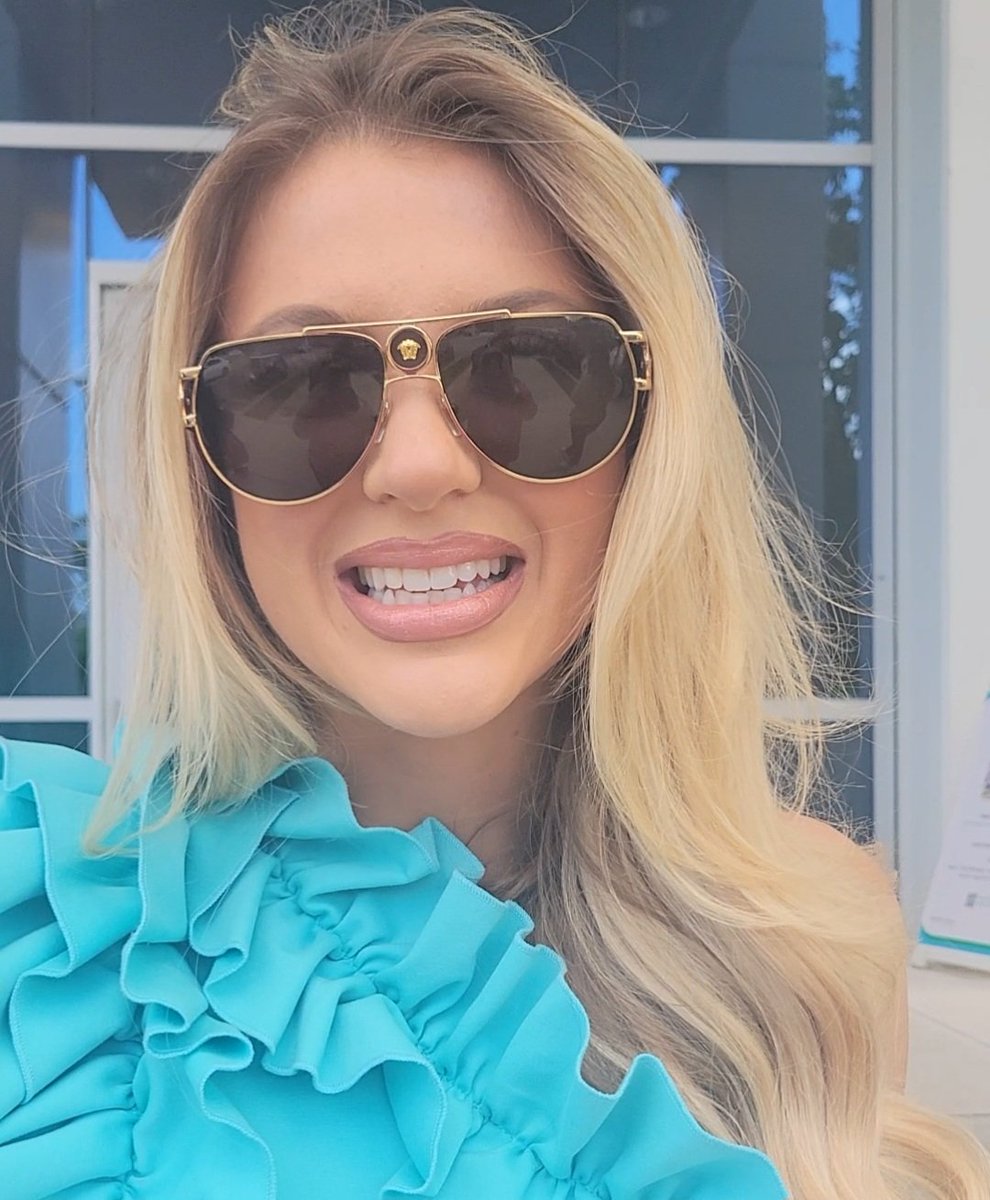 delinpr's tweet image. #LCDLF3 #LCDF3 #MadisonGanadora  Felicidades Madison  por tu triunfo. Gracias por ser tan dulce y linda.  Dios te colme de bendiciones, exitos y felicidad.  Te lo mereces. El cielo es el limite.💕🩷 Te amamos tus fans en  Twitter💕🩷🦋🩷🦋🩷🦋💕
@MadisonLcdlf3 @maver23