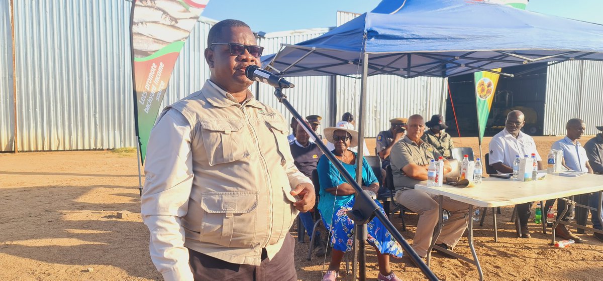 OnPointMedia4's tweet photo. Field Day at Zhovhe Citrus Estate Farm.
● Master Farmers Graduation
● Stocking the fish cages and Launch
● Livestock section and fisheries breeding cubicles
● Winter wheat Launch and sugar beans plot tour, Citrus field tour.
● Hay bailing Launch
24/04/23
#PASystemHire https://t.co/tkGSkbglOZ