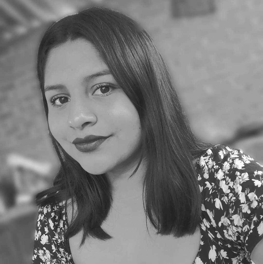 gentedetruji's tweet photo. AVISO DE SERVICIO PÚBLICO
Alhisson Geraldine Rodríguez Paredes (Paiján - 17 años) está desaparecida hace 20 días. Vestía un pantalón oscuro y blusa negra. Si la han visto, comunicarse al 949 141 286. https://t.co/wjlPHzZRrp