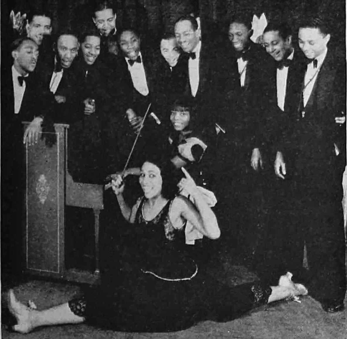 hoofer2's tweet photo. Blanche Calloway’s band back in 1931 was actually Andy Kirk's Clouds of Joy. This photo was made at the
Pearl Theater in Philly. Blanche, Cab Calloway’s sister is in foreground in the splits.
#blanchecalloway #cabcalloway #andykirk #jazz #musicians https://t.co/NShWgVxQGA