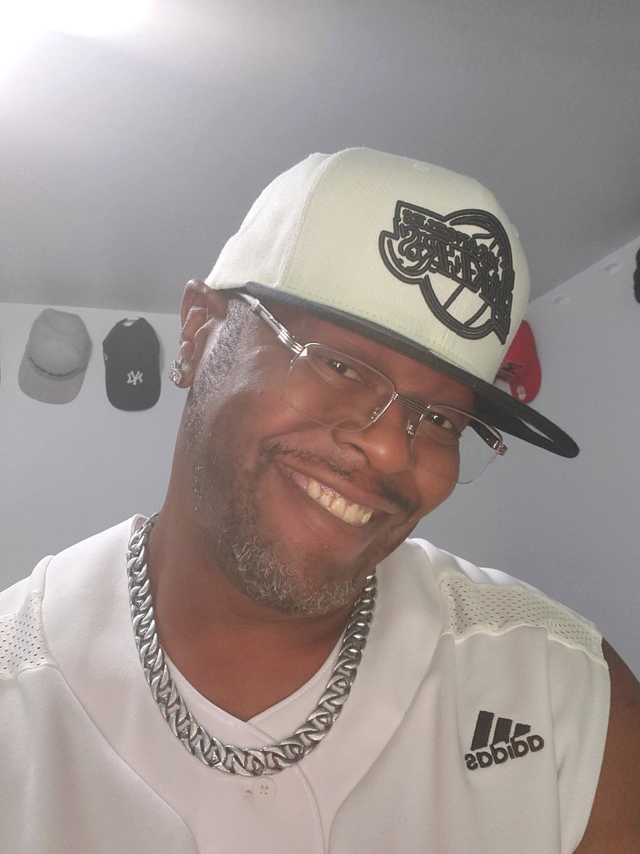 CK_ONE19's tweet photo. Pics of Fits!  #olddognewdrip https://t.co/jH4tqivtwa
