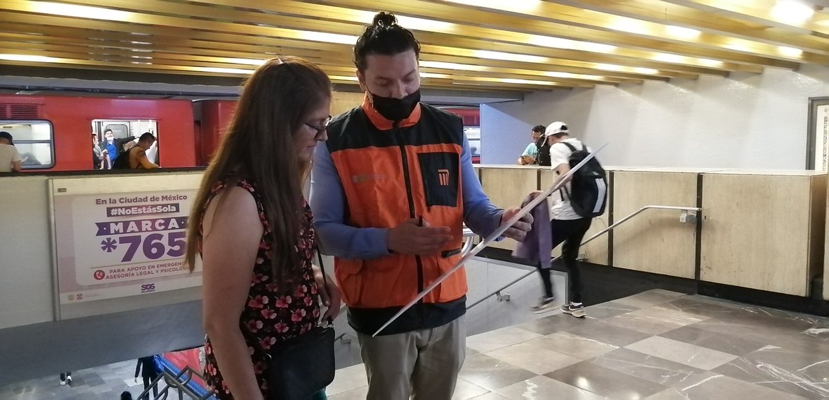 MetroCDMX's tweet photo. Con el propósito de reforzar las acciones del programa #SalvemosVidas, este martes inicio la actividad de módulos itinerantes, brindando psicoeducación para el cuidado de la salud mental y apoyo psicológico.
Con estas acciones refrendamos nuestro compromiso con los usuarios. https://t.co/FJRvY7ItpV