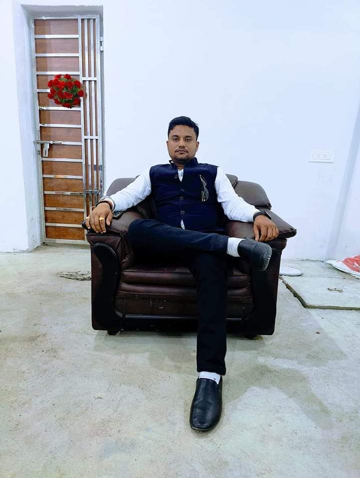 saffroncoderr's tweet photo. @RahulSinghbitt2 Happy Birthday King https://t.co/nnDugHQfZU